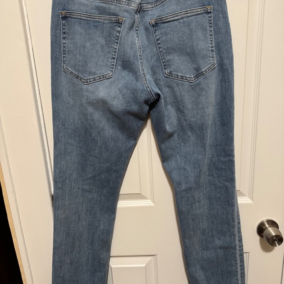 Men’s athletic slim fit jeans (31x32) | Soft wear by Gap - Picture 3 of 10